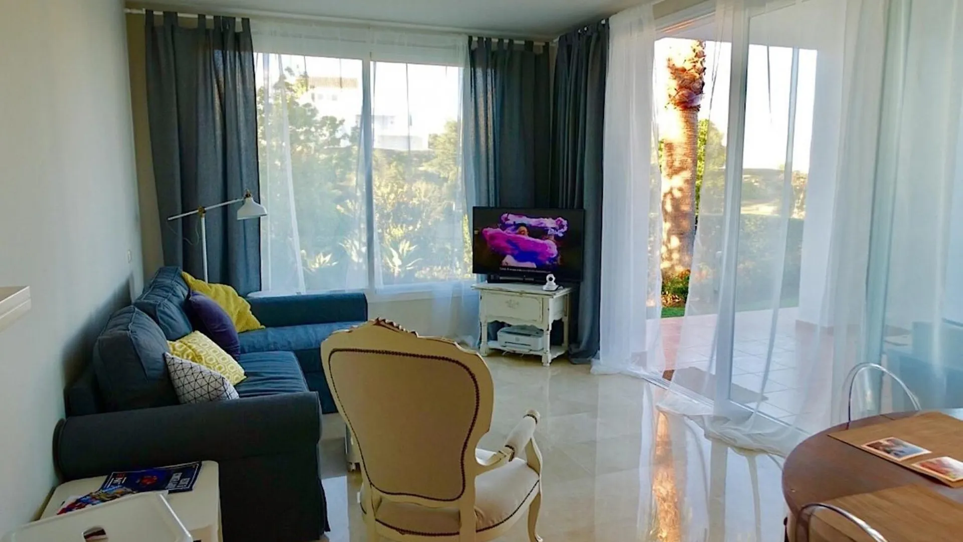 Al-401 Apartment In Alcazaba Lagoon Estepona Spain