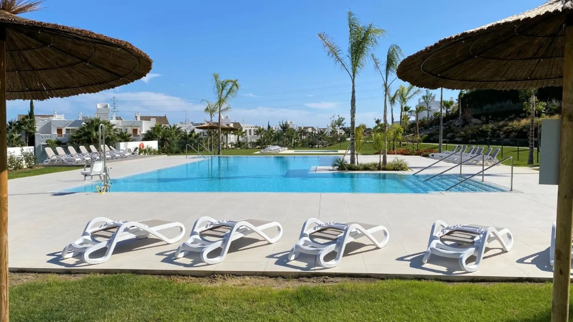 Al-401 Apartment In Alcazaba Lagoon Estepona 0*,  Spain